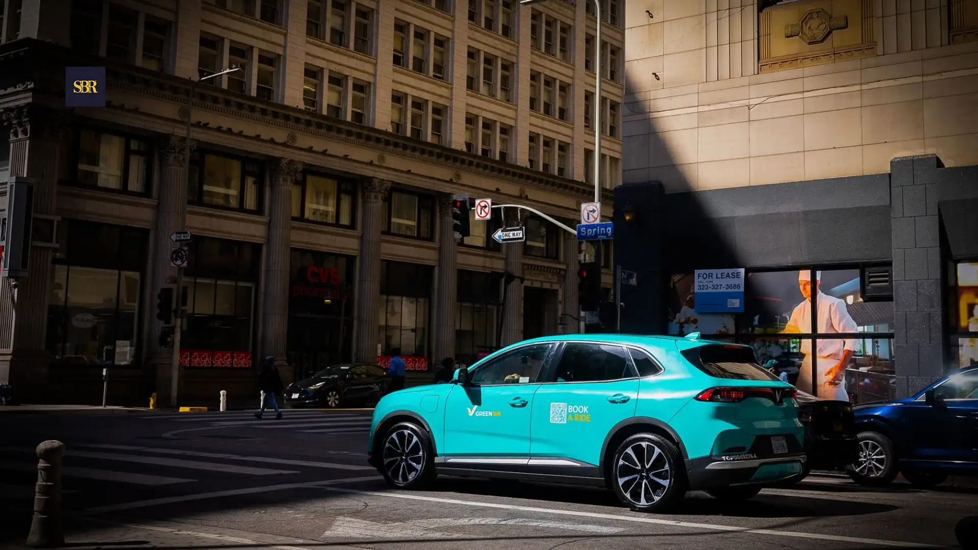 Green SM Debuts in U.S., Launches All-Electric Taxi Service in Los Angeles