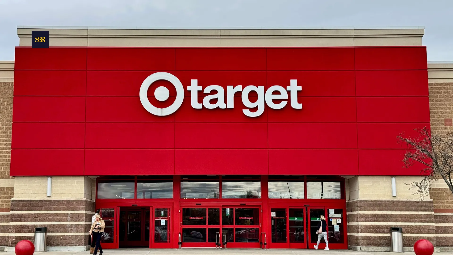 Target Cuts Prices on Thousands of Items as New CEO Seeks to Win Back Shoppers